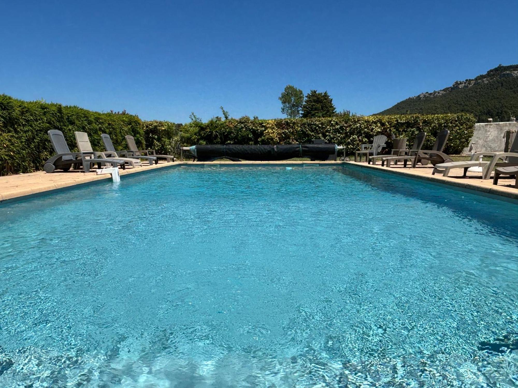 Appart. 4 Pers A 6 Kms De Cassis Avec Acces Piscine Roquefort-la-Bédoule Exterior foto